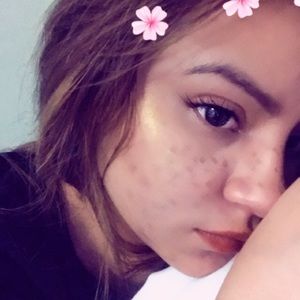 Meet your Posher, Jillian